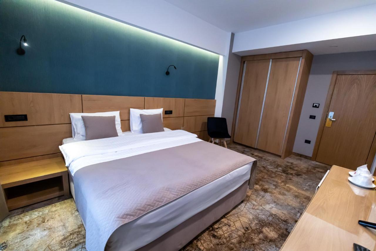 Grand View Hotel & Suites Copou Jászvásár Kültér fotó