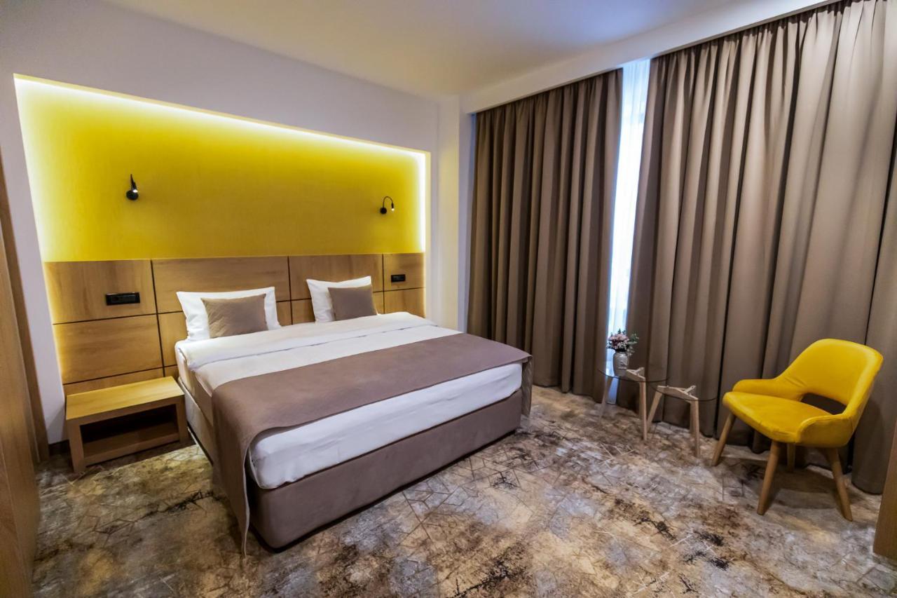 Grand View Hotel & Suites Copou Jászvásár Kültér fotó