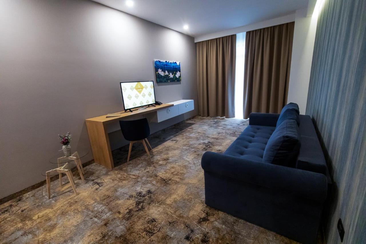 Grand View Hotel & Suites Copou Jászvásár Kültér fotó